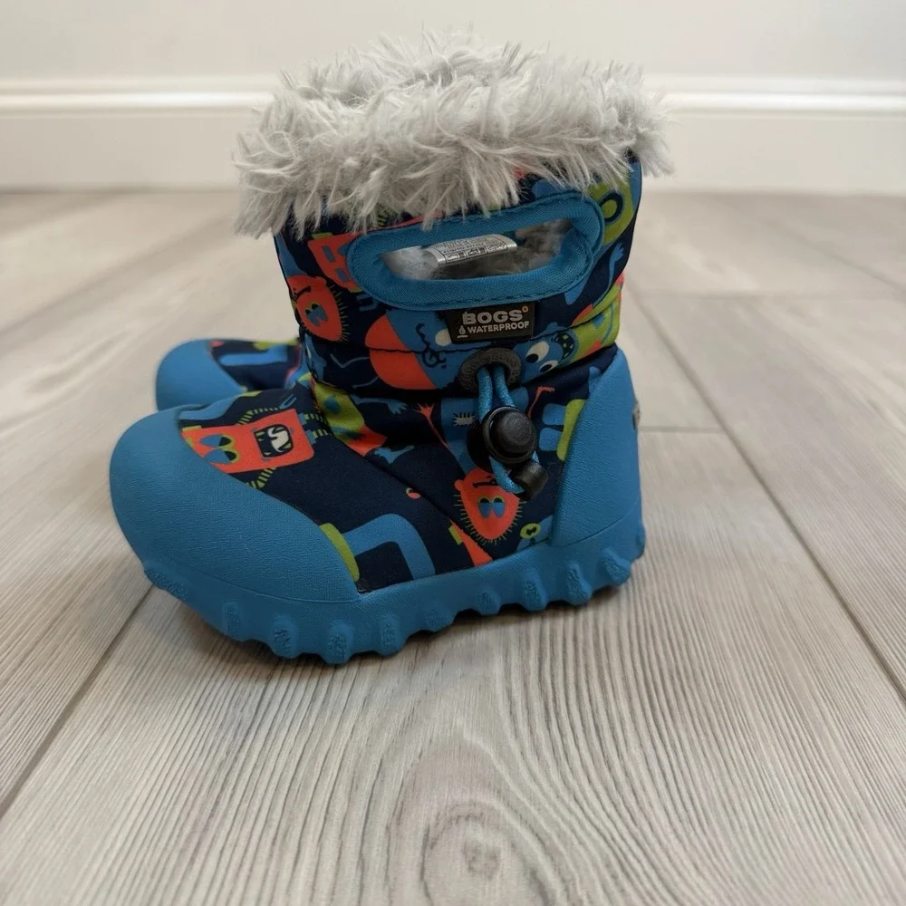 Bogs B-Moc Snow Robots Infant Toddler Size 4‎ Winter Boots, Blue Multi Pull On